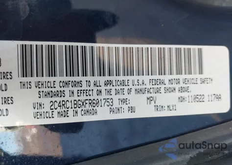 2015 Chrysler Town & Country Touring z USA, uszkodzony, nr VIN 2C4RC1BGXFR601753